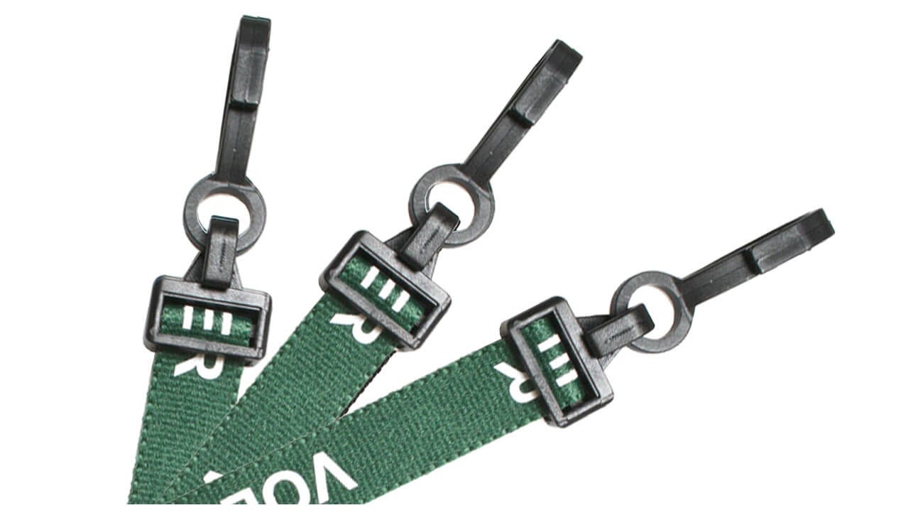 EasyBadge Volunteer Green Lanyards with Plastic J-Clip - Pack of 100 - DISCONTINUED